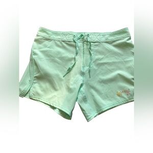 Billabong girls size 14 shorts